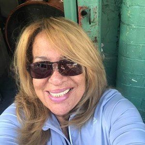 Meet your Posher, Rosaura